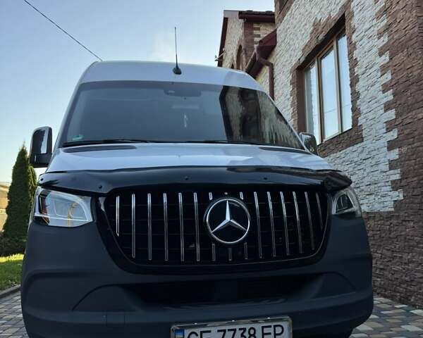 Белый Мерседес Sprinter, объемом двигателя 2.99 л и пробегом 382 тыс. км за 41999 $, фото 1 на Automoto.ua