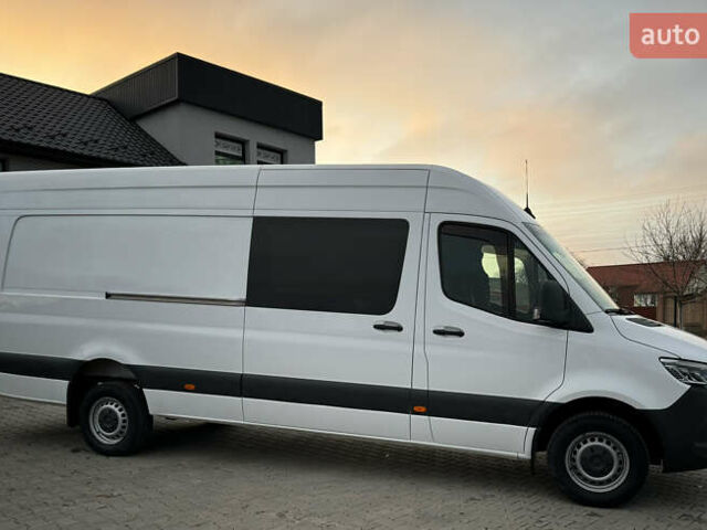 Белый Мерседес Sprinter, объемом двигателя 2.99 л и пробегом 460 тыс. км за 45634 $, фото 1 на Automoto.ua