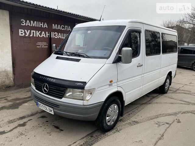 Белый Мерседес Sprinter, объемом двигателя 2.9 л и пробегом 486 тыс. км за 4500 $, фото 1 на Automoto.ua