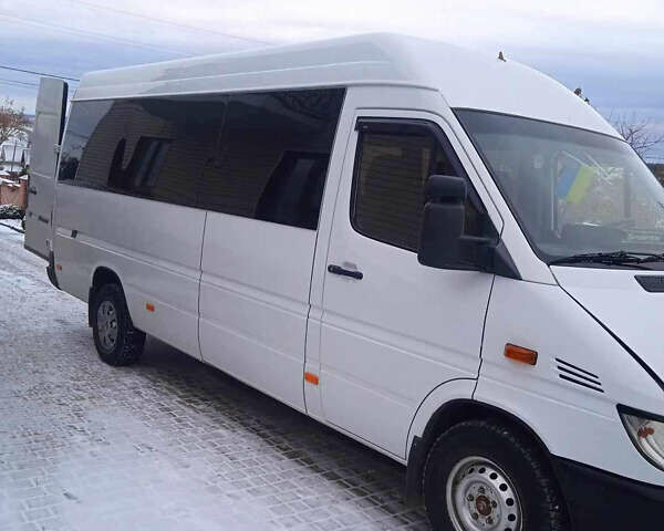 Білий Мерседес Sprinter, об'ємом двигуна 2.3 л та пробігом 398 тис. км за 10300 $, фото 1 на Automoto.ua