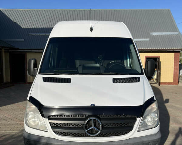 Білий Мерседес Sprinter, об'ємом двигуна 2.14 л та пробігом 311 тис. км за 11000 $, фото 1 на Automoto.ua