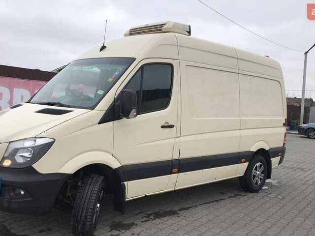 Бежевий Мерседес Sprinter, об'ємом двигуна 2.14 л та пробігом 270 тис. км за 15500 $, фото 1 на Automoto.ua