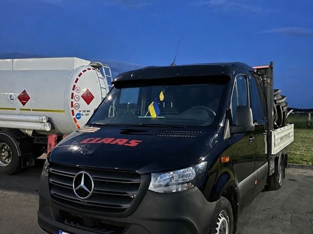 Черный Мерседес Sprinter, объемом двигателя 2.14 л и пробегом 112 тыс. км за 30999 $, фото 1 на Automoto.ua