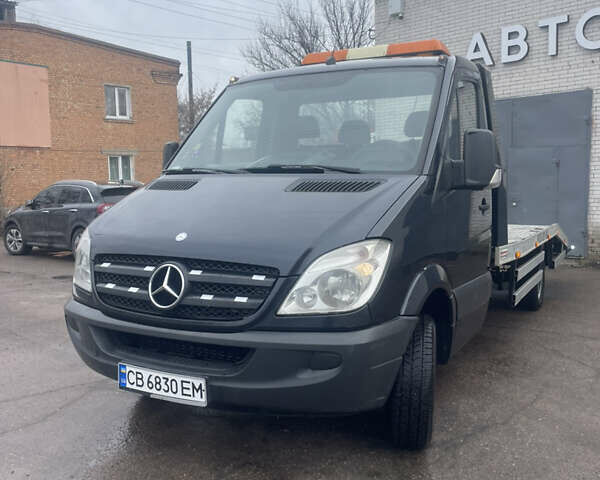 Черный Мерседес Sprinter, объемом двигателя 2.2 л и пробегом 550 тыс. км за 16500 $, фото 1 на Automoto.ua