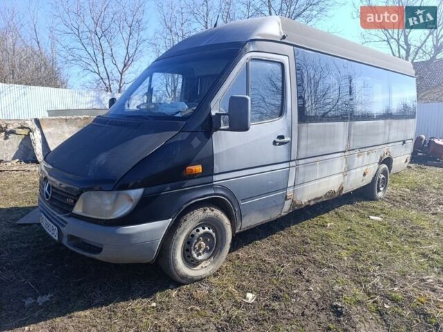 Черный Мерседес Sprinter, объемом двигателя 2.9 л и пробегом 100 тыс. км за 2999 $, фото 1 на Automoto.ua