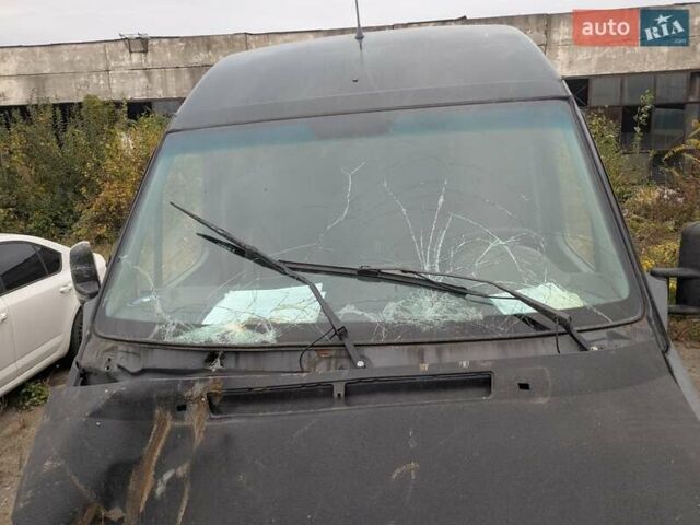 Чорний Мерседес Sprinter, об'ємом двигуна 2.2 л та пробігом 400 тис. км за 2599 $, фото 1 на Automoto.ua