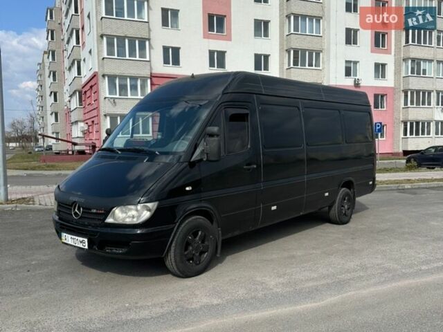Черный Мерседес Sprinter, объемом двигателя 2.69 л и пробегом 940 тыс. км за 10000 $, фото 1 на Automoto.ua