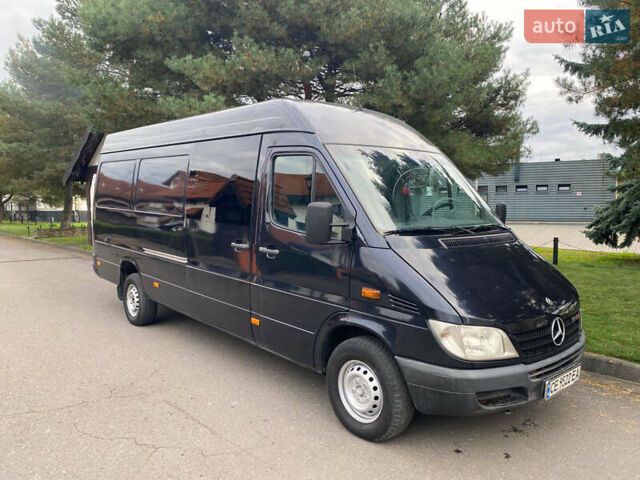 Черный Мерседес Sprinter, объемом двигателя 2.69 л и пробегом 296 тыс. км за 12950 $, фото 1 на Automoto.ua