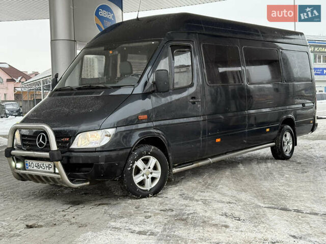 Черный Мерседес Sprinter, объемом двигателя 2.15 л и пробегом 390 тыс. км за 7499 $, фото 1 на Automoto.ua