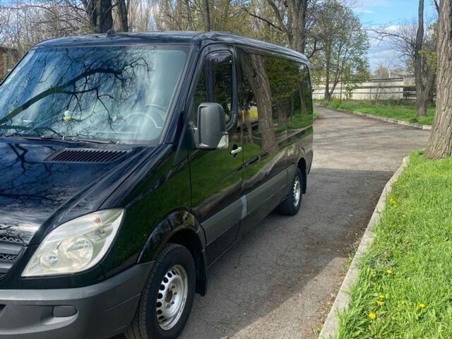 Чорний Мерседес Sprinter, об'ємом двигуна 2.15 л та пробігом 419 тис. км за 13000 $, фото 1 на Automoto.ua
