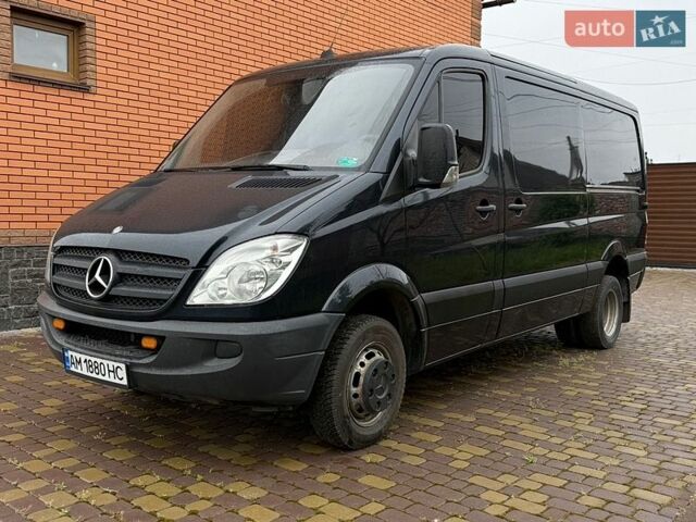 Черный Мерседес Sprinter, объемом двигателя 2.2 л и пробегом 322 тыс. км за 13500 $, фото 1 на Automoto.ua