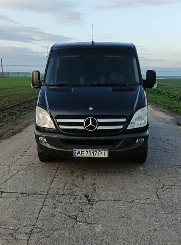 Чорний Мерседес Sprinter, об'ємом двигуна 2.2 л та пробігом 390 тис. км за 14800 $, фото 1 на Automoto.ua