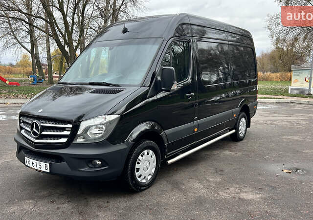 Чорний Мерседес Sprinter, об'ємом двигуна 0 л та пробігом 298 тис. км за 21750 $, фото 1 на Automoto.ua
