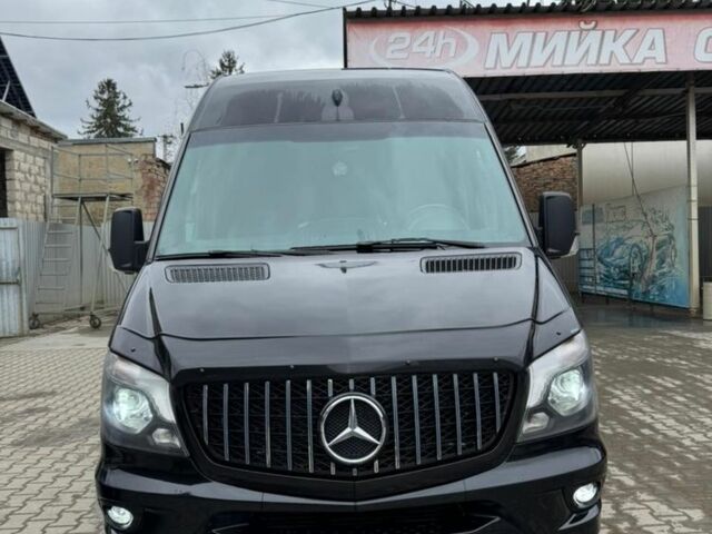 Черный Мерседес Sprinter, объемом двигателя 2.1 л и пробегом 600 тыс. км за 18300 $, фото 1 на Automoto.ua