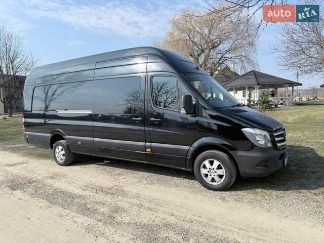 Черный Мерседес Sprinter, объемом двигателя 2.14 л и пробегом 429 тыс. км за 20999 $, фото 1 на Automoto.ua