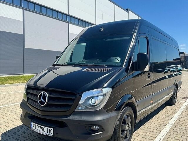 Черный Мерседес Sprinter, объемом двигателя 2.14 л и пробегом 276 тыс. км за 24900 $, фото 1 на Automoto.ua