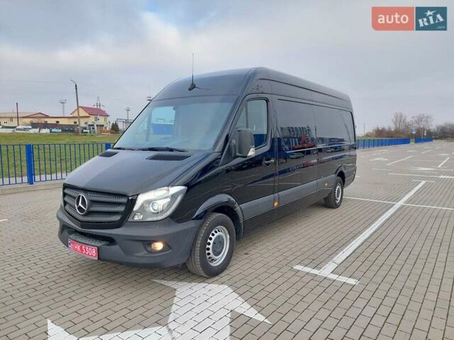 Черный Мерседес Sprinter, объемом двигателя 3 л и пробегом 280 тыс. км за 34822 $, фото 1 на Automoto.ua