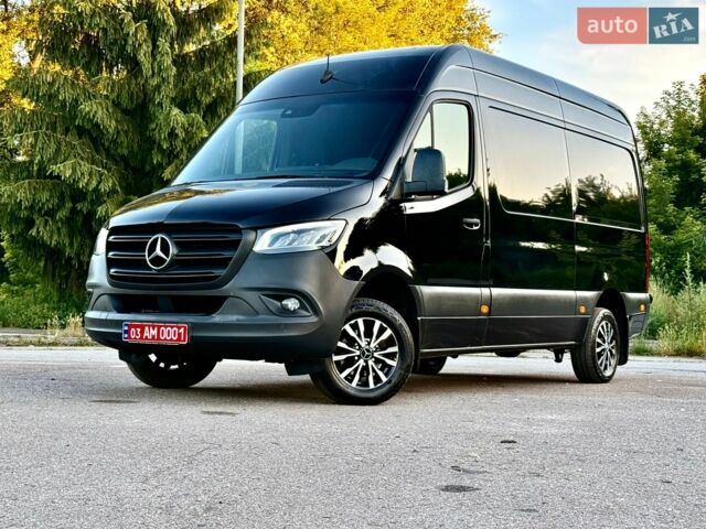 Черный Мерседес Sprinter, объемом двигателя 2.2 л и пробегом 227 тыс. км за 29900 $, фото 1 на Automoto.ua