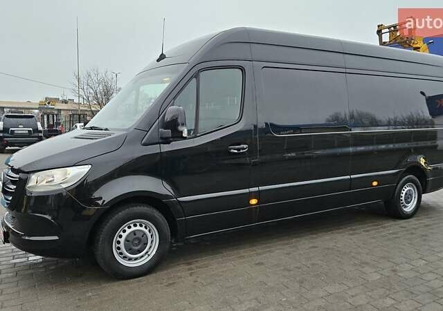 Чорний Мерседес Sprinter, об'ємом двигуна 3 л та пробігом 265 тис. км за 37500 $, фото 1 на Automoto.ua