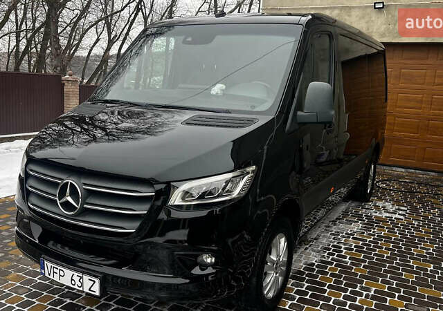 Чорний Мерседес Sprinter, об'ємом двигуна 2.14 л та пробігом 380 тис. км за 29526 $, фото 1 на Automoto.ua