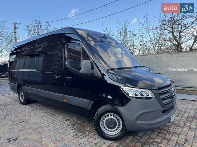 Чорний Мерседес Sprinter, об'ємом двигуна 2 л та пробігом 270 тис. км за 31500 $, фото 1 на Automoto.ua