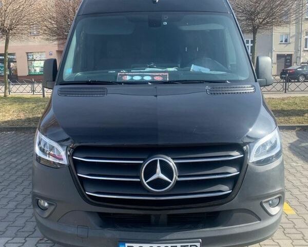 Чорний Мерседес Sprinter, об'ємом двигуна 2.2 л та пробігом 240 тис. км за 30329 $, фото 1 на Automoto.ua