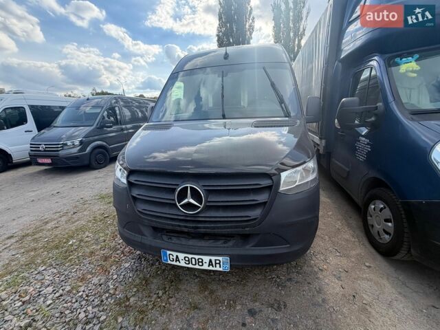Черный Мерседес Sprinter, объемом двигателя 2.2 л и пробегом 250 тыс. км за 24000 $, фото 1 на Automoto.ua
