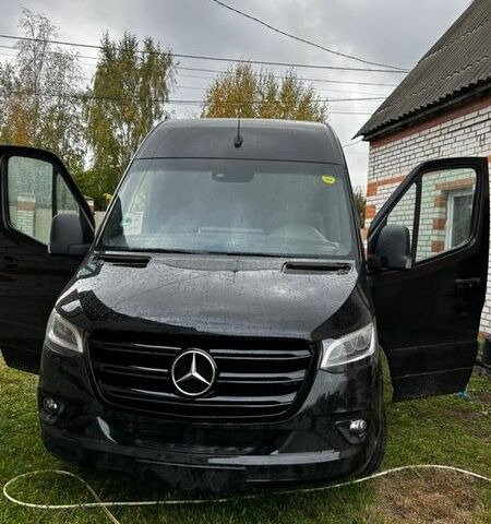 Чорний Мерседес Sprinter, об'ємом двигуна 1.95 л та пробігом 280 тис. км за 28000 $, фото 1 на Automoto.ua