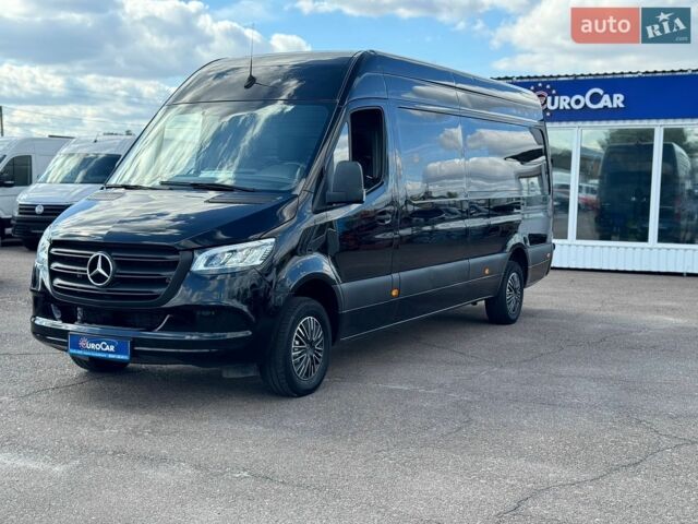 Черный Мерседес Sprinter, объемом двигателя 2 л и пробегом 281 тыс. км за 34000 $, фото 1 на Automoto.ua