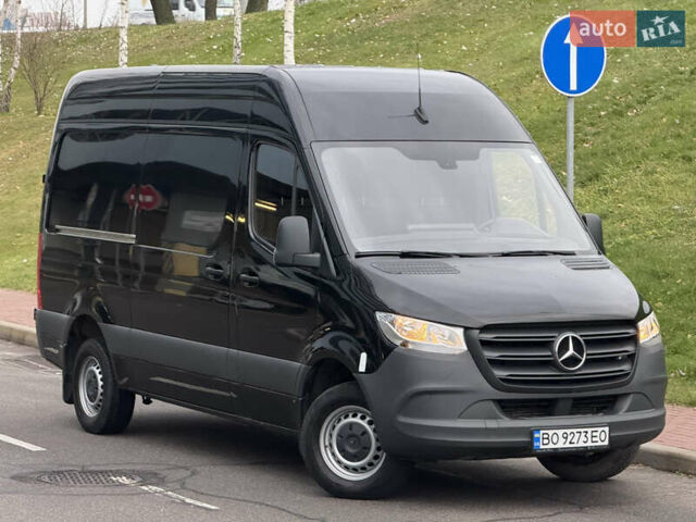Черный Мерседес Sprinter, объемом двигателя 2.14 л и пробегом 28 тыс. км за 32900 $, фото 1 на Automoto.ua