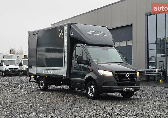 Черный Мерседес Sprinter, объемом двигателя 2.2 л и пробегом 164 тыс. км за 25800 $, фото 1 на Automoto.ua