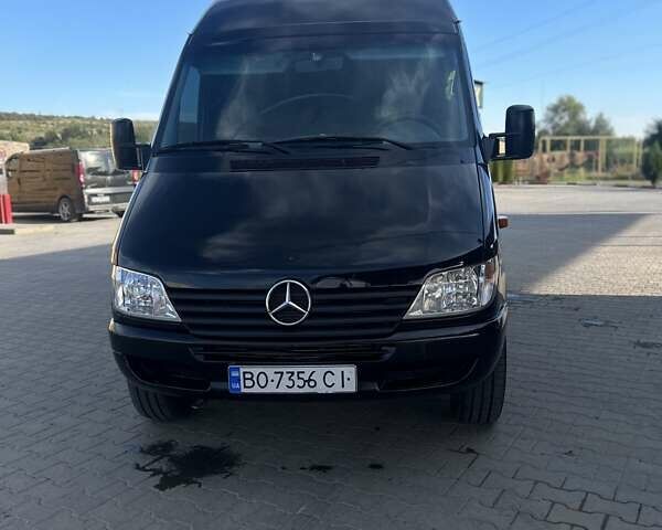 Черный Мерседес Sprinter, объемом двигателя 2.2 л и пробегом 24 тыс. км за 11600 $, фото 1 на Automoto.ua