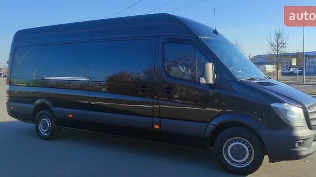 Черный Мерседес Sprinter, объемом двигателя 2.1 л и пробегом 440 тыс. км за 17000 $, фото 1 на Automoto.ua