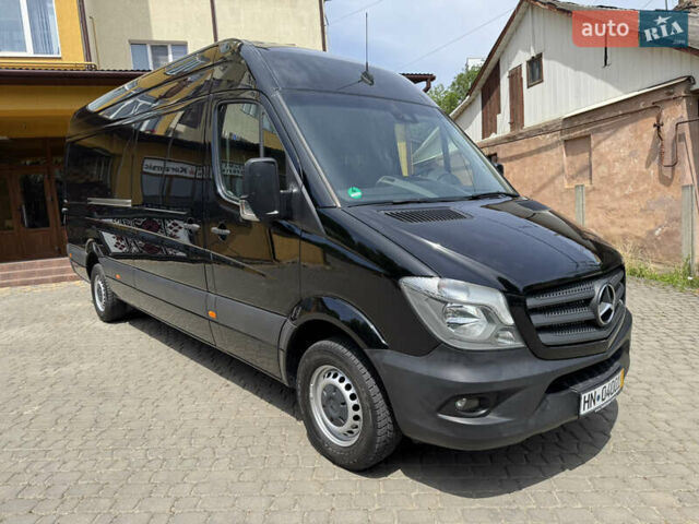 Черный Мерседес Sprinter, объемом двигателя 2.2 л и пробегом 292 тыс. км за 23900 $, фото 1 на Automoto.ua