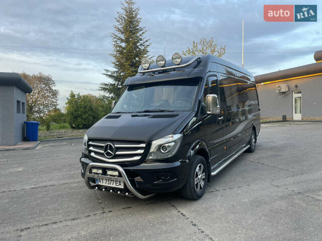 Черный Мерседес Sprinter, объемом двигателя 2.2 л и пробегом 480 тыс. км за 29200 $, фото 1 на Automoto.ua