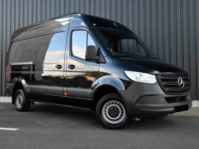 Черный Мерседес Sprinter, объемом двигателя 3 л и пробегом 33 тыс. км за 11000 $, фото 1 на Automoto.ua