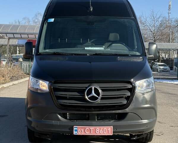 Черный Мерседес Sprinter, объемом двигателя 2 л и пробегом 40 тыс. км за 30500 $, фото 1 на Automoto.ua