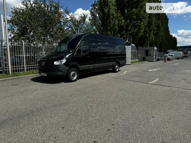 Черный Мерседес Sprinter, объемом двигателя 1.95 л и пробегом 16 тыс. км за 35000 $, фото 1 на Automoto.ua