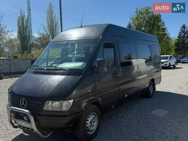 Чорний Мерседес Sprinter, об'ємом двигуна 2.87 л та пробігом 300 тис. км за 5900 $, фото 1 на Automoto.ua