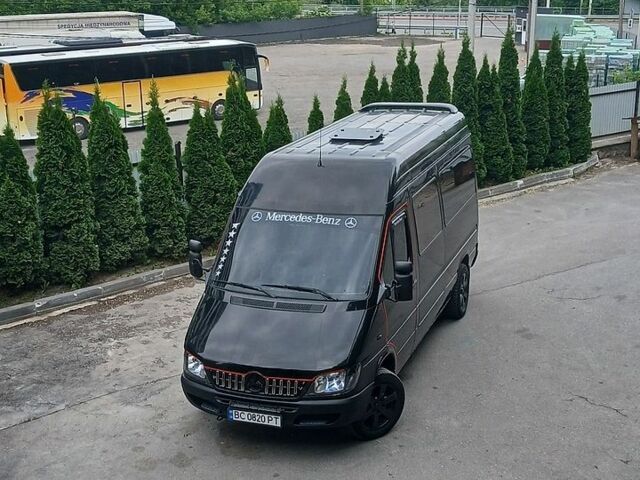 Черный Мерседес Sprinter, объемом двигателя 2.69 л и пробегом 590 тыс. км за 7900 $, фото 1 на Automoto.ua