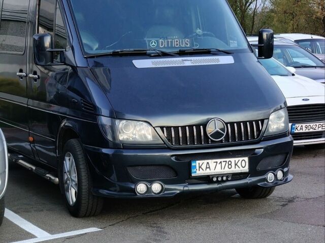 Черный Мерседес Sprinter, объемом двигателя 2.69 л и пробегом 85 тыс. км за 7500 $, фото 1 на Automoto.ua