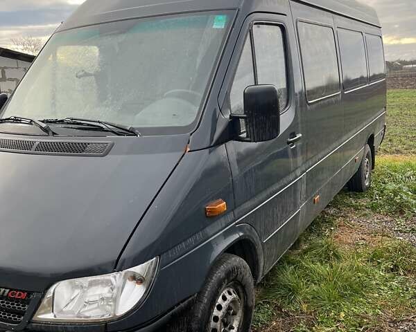 Чорний Мерседес Sprinter, об'ємом двигуна 2.2 л та пробігом 630 тис. км за 6700 $, фото 1 на Automoto.ua
