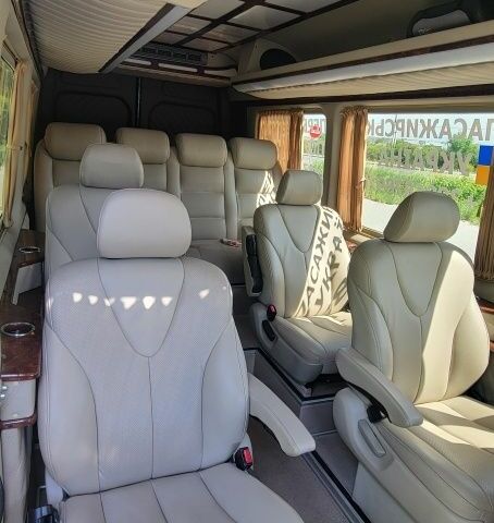 Черный Мерседес Sprinter, объемом двигателя 3 л и пробегом 500 тыс. км за 27000 $, фото 1 на Automoto.ua
