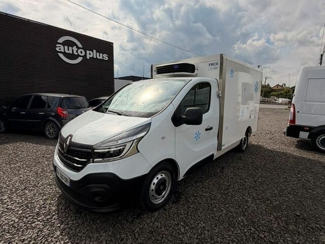 Черный Мерседес Sprinter, объемом двигателя 2.2 л и пробегом 800 тыс. км за 7390 $, фото 1 на Automoto.ua