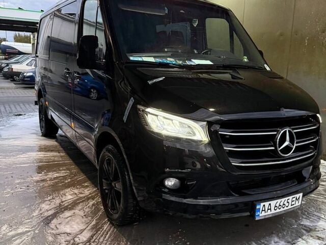 Черный Мерседес Sprinter, объемом двигателя 2.99 л и пробегом 150 тыс. км за 38000 $, фото 1 на Automoto.ua