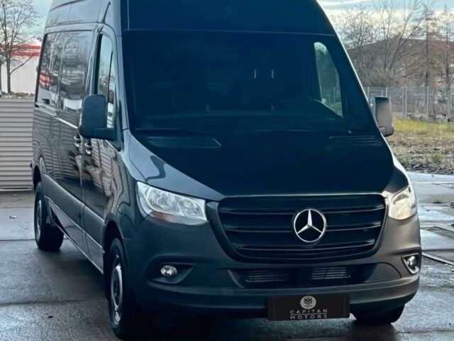 Черный Мерседес Sprinter, объемом двигателя 2.14 л и пробегом 45 тыс. км за 21950 $, фото 1 на Automoto.ua