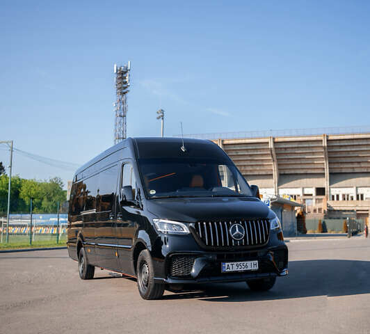 Чорний Мерседес Sprinter, об'ємом двигуна 2.99 л та пробігом 469 тис. км за 80000 $, фото 1 на Automoto.ua