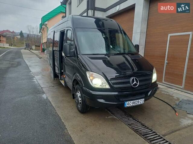 Черный Мерседес Sprinter, объемом двигателя 2.14 л и пробегом 240 тыс. км за 36000 $, фото 1 на Automoto.ua