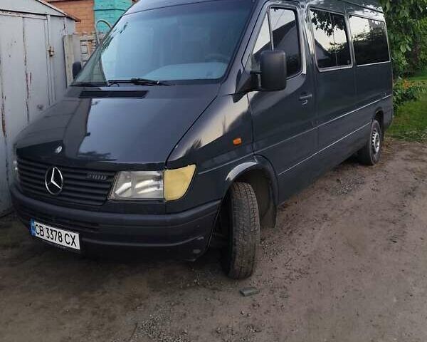 Чорний Мерседес Sprinter, об'ємом двигуна 2.9 л та пробігом 600 тис. км за 6500 $, фото 1 на Automoto.ua
