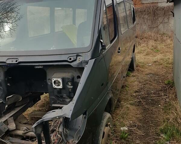 Черный Мерседес Sprinter, объемом двигателя 0 л и пробегом 1000 тыс. км за 2100 $, фото 1 на Automoto.ua